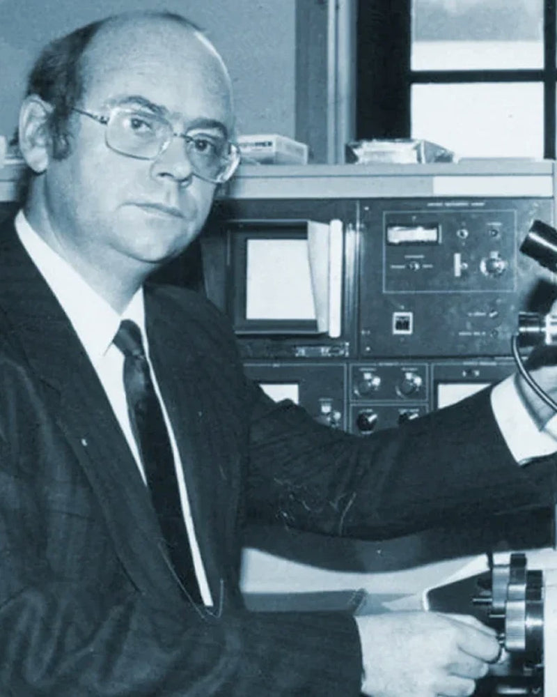 Dr. Loïc Le Ribault — Fundador científico